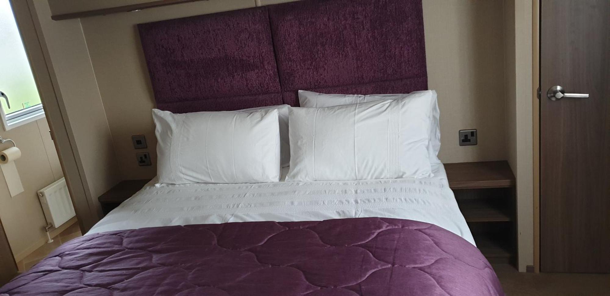 Lakeside Cotswold Holiday Home 赛伦塞斯特 客房 照片